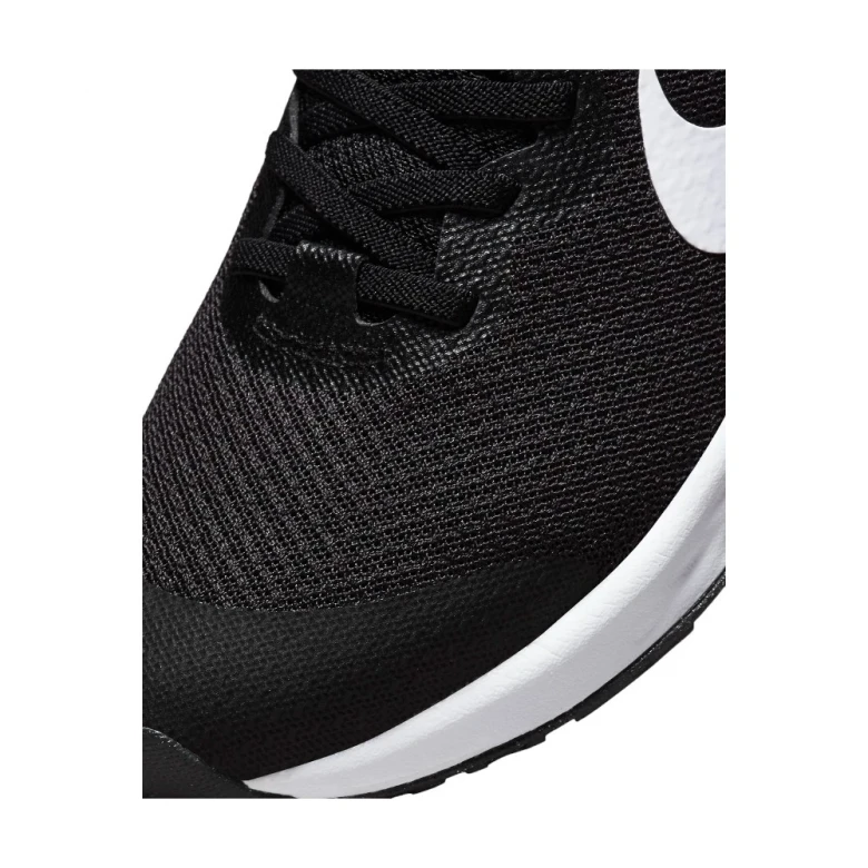 Кроссовки Nike Revolution 6 Flyease Nn (GS) 1
