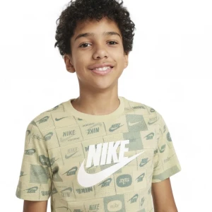 Футболка Nike Sportswear Older Kids' T-Shirt 1