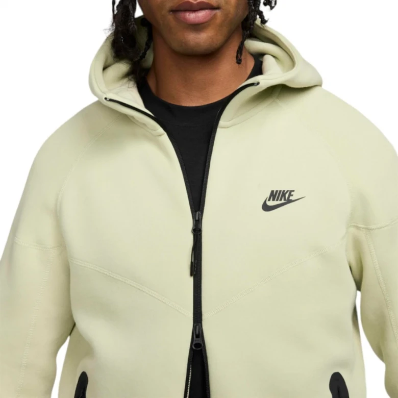 Sportswear Tech Fleece Windrunner 4