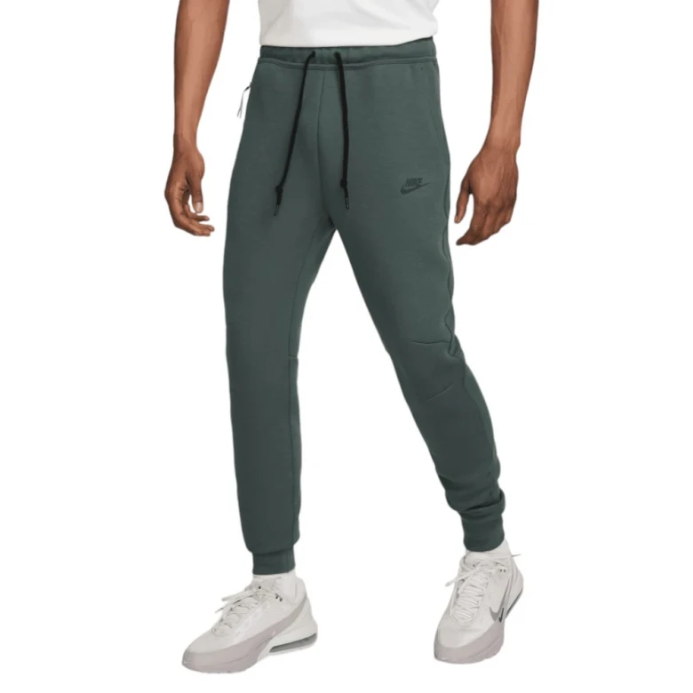 Штаны Nike Sportswear Tech Fleece