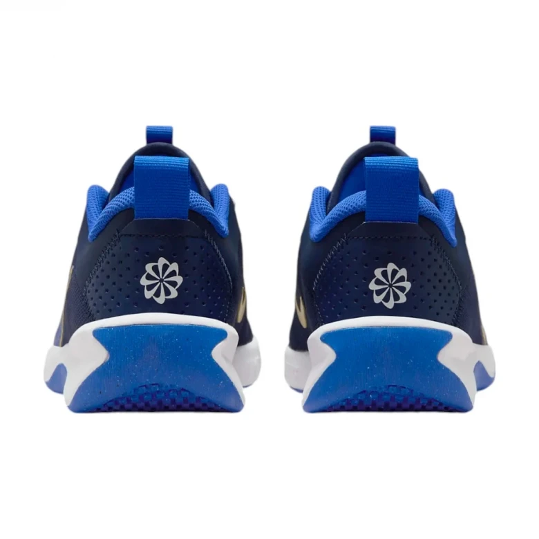 Кроссовки Nike Omni Multi Court Indoor Shoes Kids 4