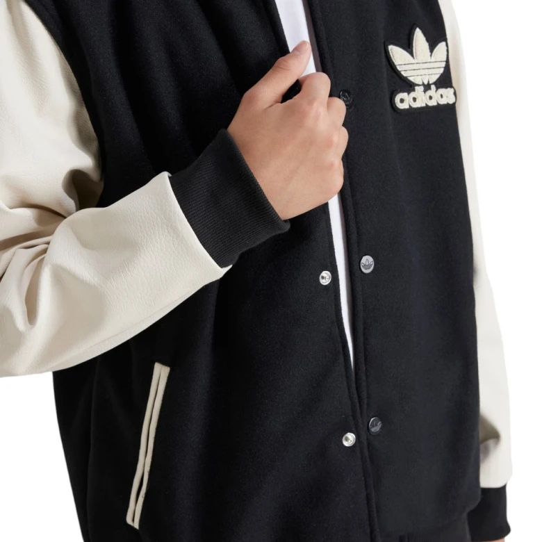 Куртка Adidas Adicolor Jacket Kids 4