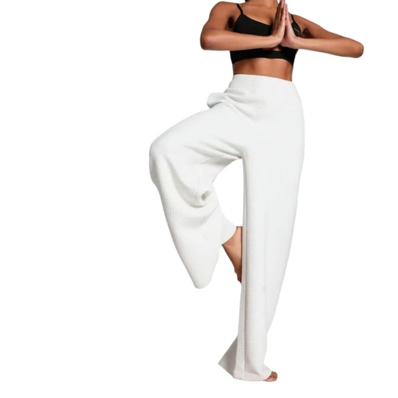 Studio Women's High-Waist Relaxed Fit Training Pants 1