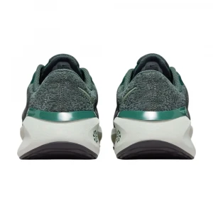 Кроссовки Nike Versair 4