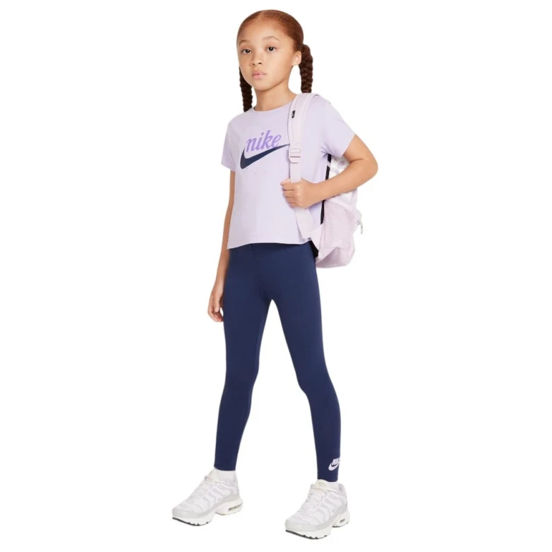 New Impressions Graphic 3