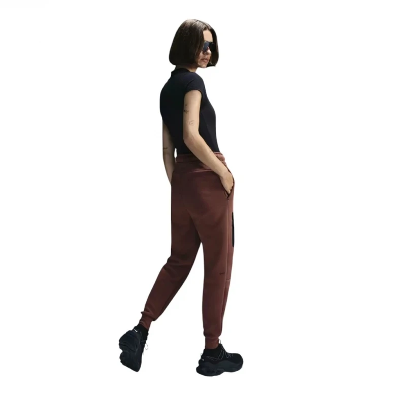 Штаны Nike Sportswear Tech Fleece 1