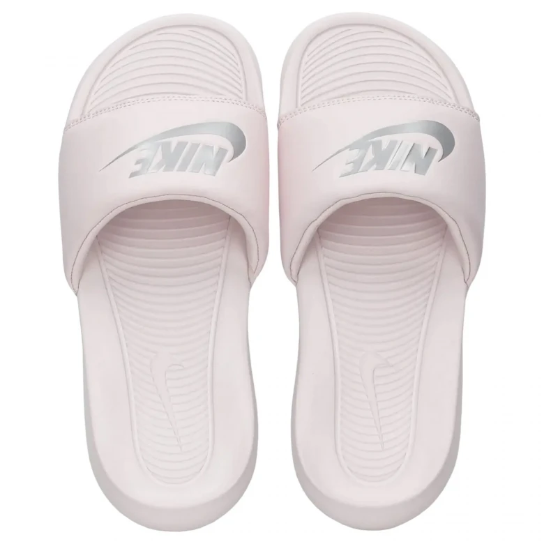 W Victori One Slide 6