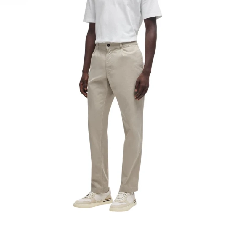 Relaxed-fit Chinos 0