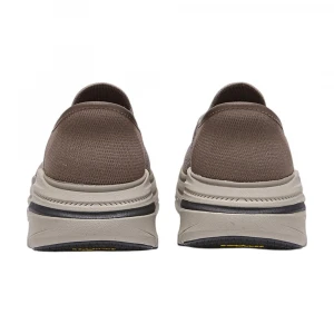 Max Cushioning Arch Fit 2.0 2