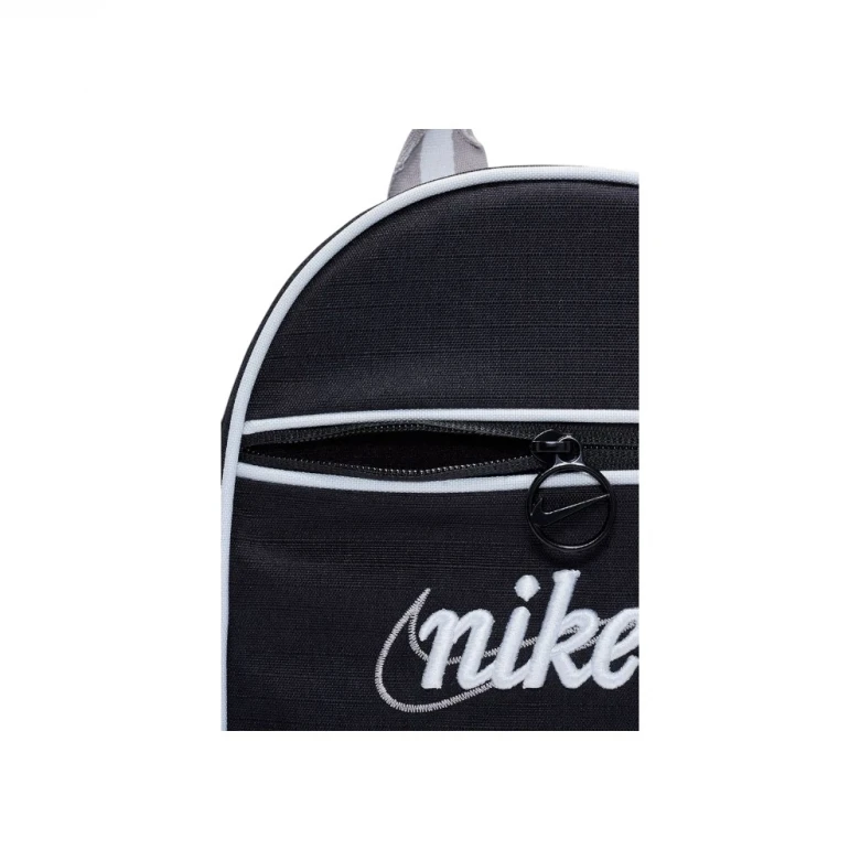Рюкзак Nike Sportswear Futura 365 4