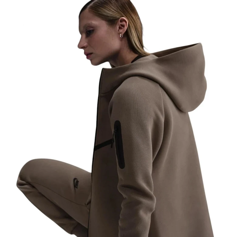 Sportswear Tech Fleece Windrunner 4