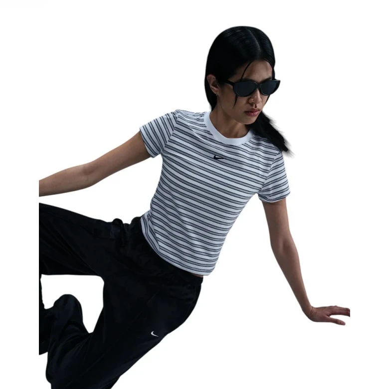 Sportswear Chill Knit 2