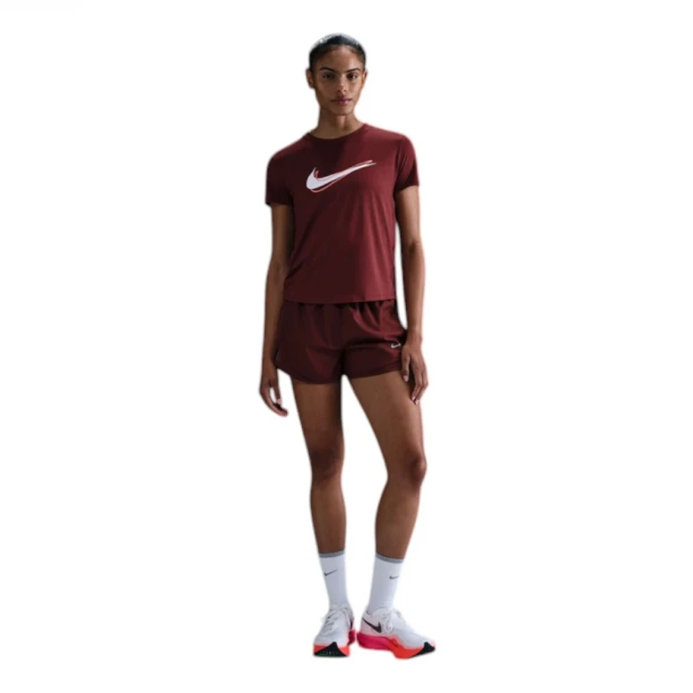 Nike One Swoosh Futbolkasi 3