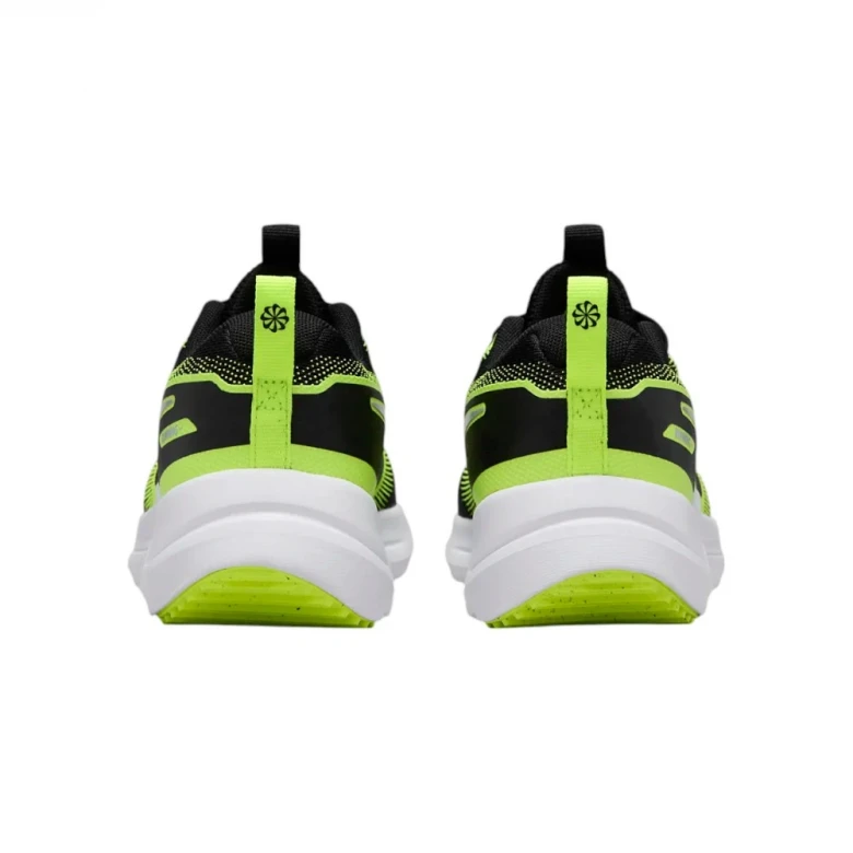 Кроссовки Nike Cosmic Runner 4