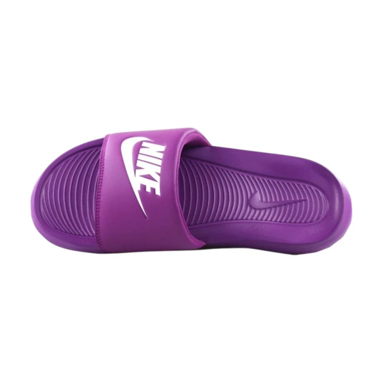 W Victori One Slide 2