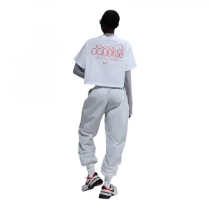 Футболка Nike Sportswear 4