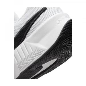 Кроссовки Nike GP Challenge Pro 6