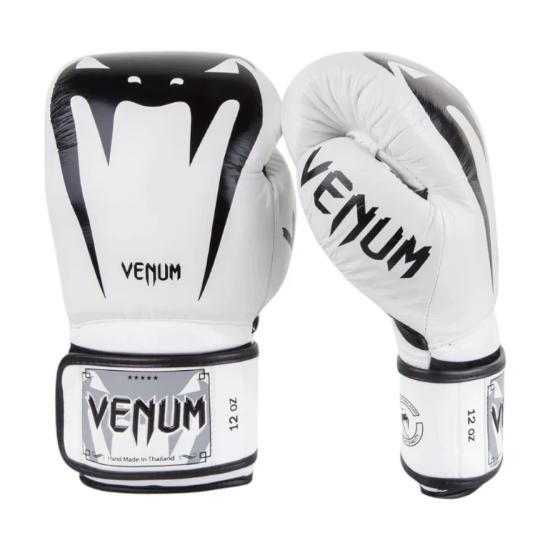 Перчатки боксерские Venum Giant 3.0 Boxing Gloves - Nappa Leather 3