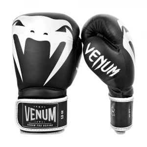 Перчатки боксерские Venum Giant 2.0 Pro Boxing Gloves Velcro