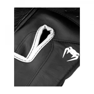 Перчатки боксерские Venum Giant 2.0 Pro Boxing Gloves Velcro 3