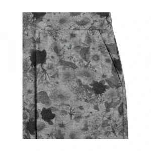 EA7 Emporio Armani Train Logo Series Graphic Girl Shimlari 2