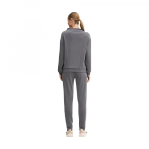 Костюм EA7 Emporio Armani Train Core Lady Relax W T-Suit 3
