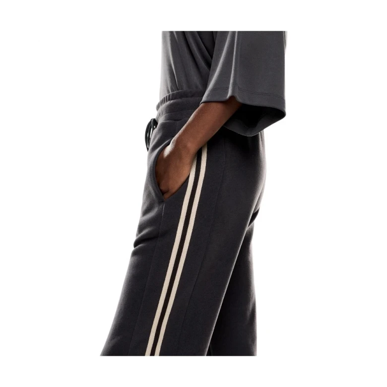 Брюки EA7 Emporio Armani Train Sporty 4ever W Pants 2