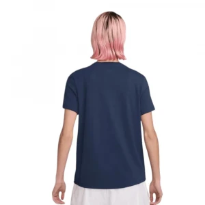 Sportswear Essentials 1