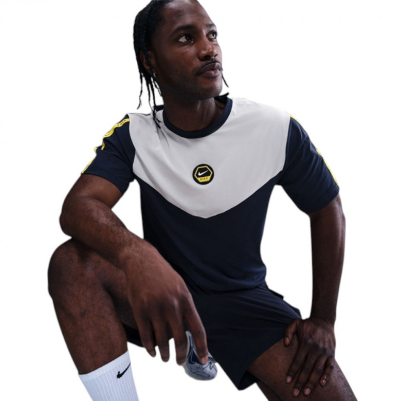 Футболка Nike Dri-FIT 1