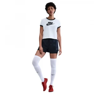 Nike Sportswear Futbolkasi 3