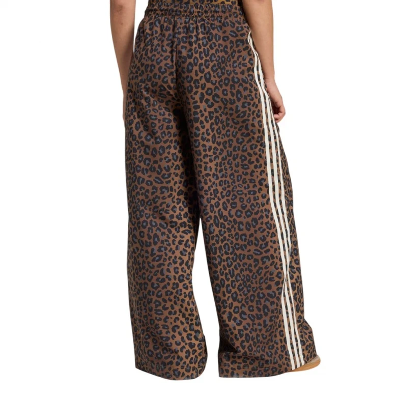 Adidas Leopard Firebird Oversized Shimlari 1
