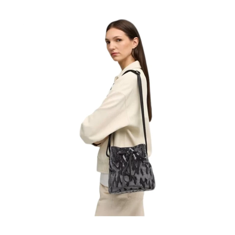 Сумка Puma Plush Bucket Bag 3