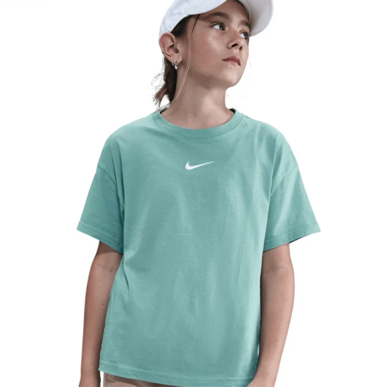 Sportswear Essential