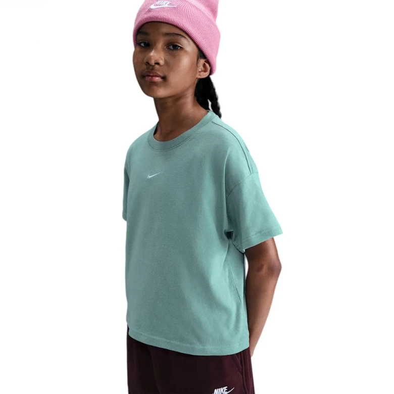 Sportswear Essential