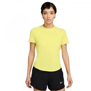 Футболка Nike Dri-FIT Swift