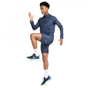 Ветровка Nike Miler 8