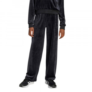 Sportswear Essentials