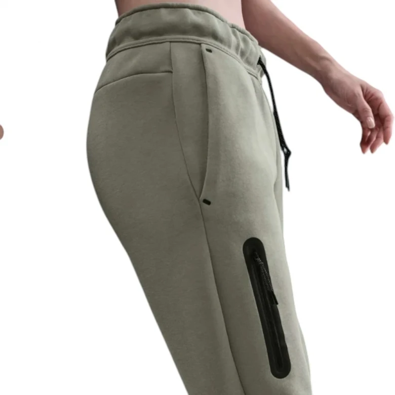 Штаны Nike Sportswear Tech Fleece 1