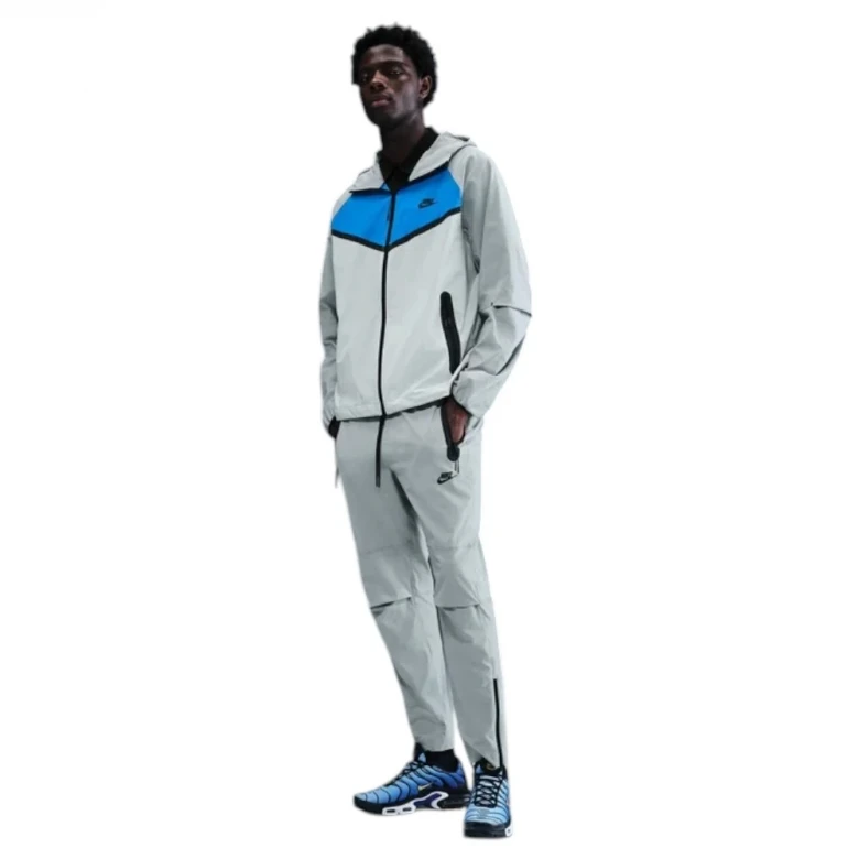 Tech Woven 3