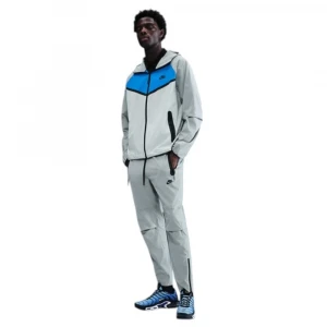 Tech Woven 3