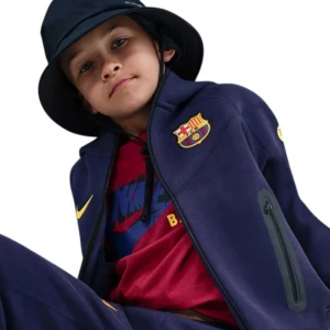 F.C. Barcelona Tech 4