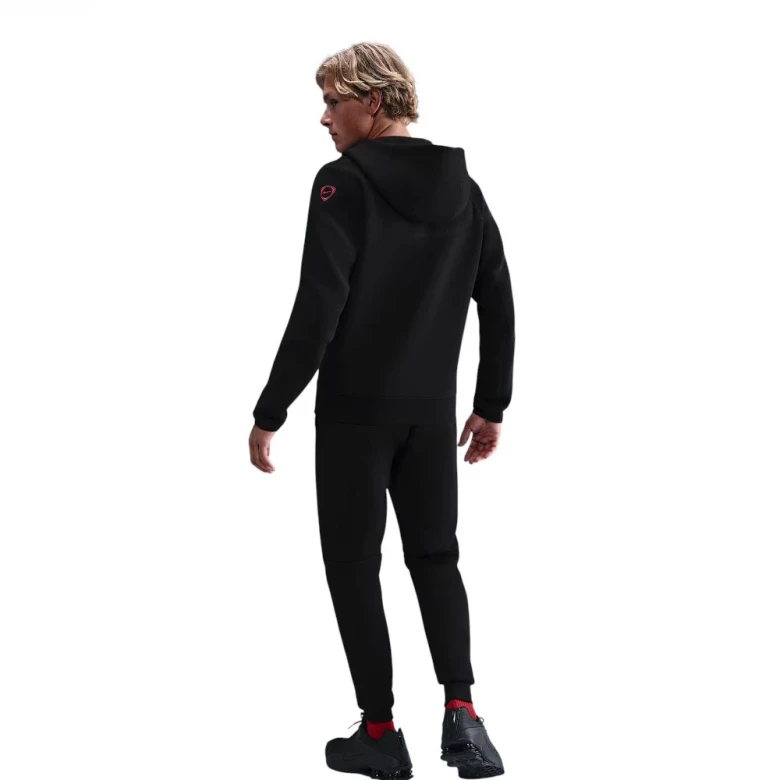 Paris Saint-Germain Tech Windrunner 4