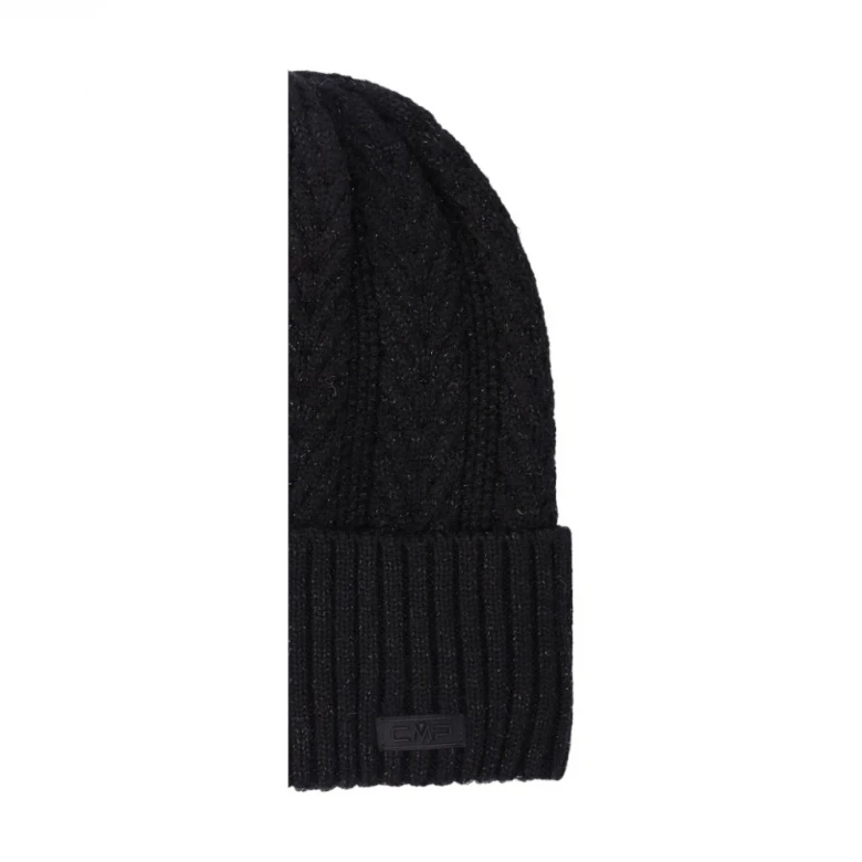 Woman Knitted Hat 1