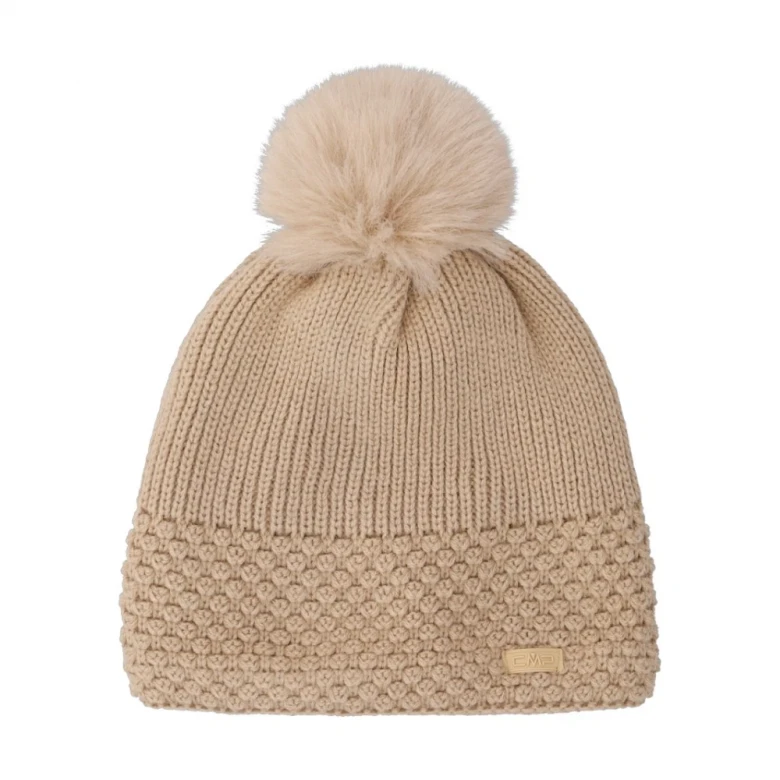 Woman Knitted Hat 1