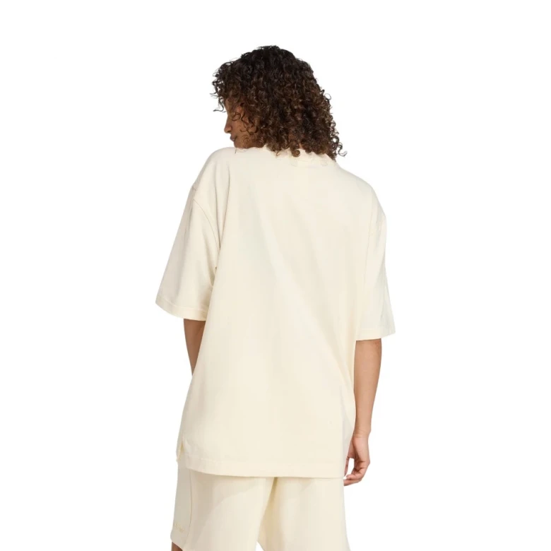 Essentials Oversized 1