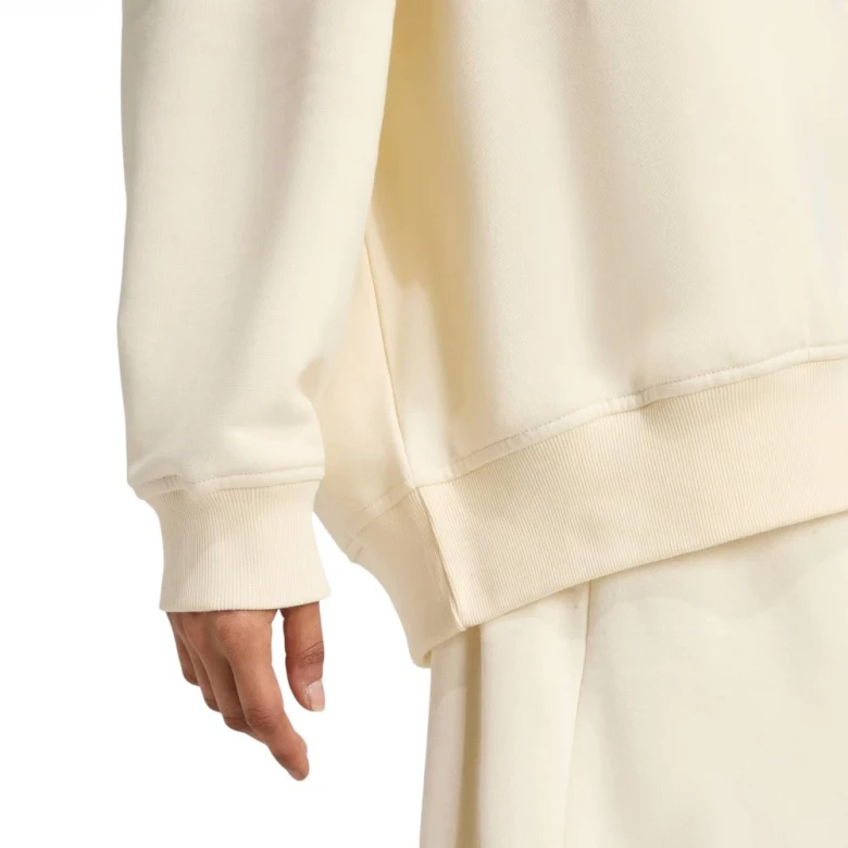 Essentials Linear Oversize 3