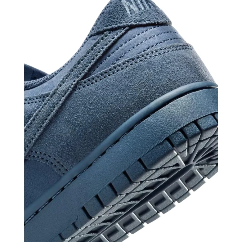 кроссовки nike dunk low retro se 6