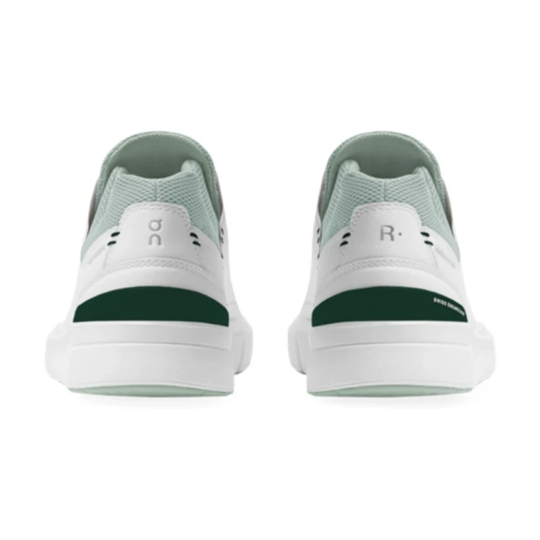 W The Roger Advantage 1 3