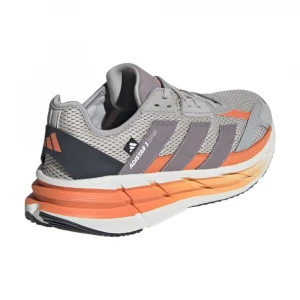 Adistar 3 Sportswear 0