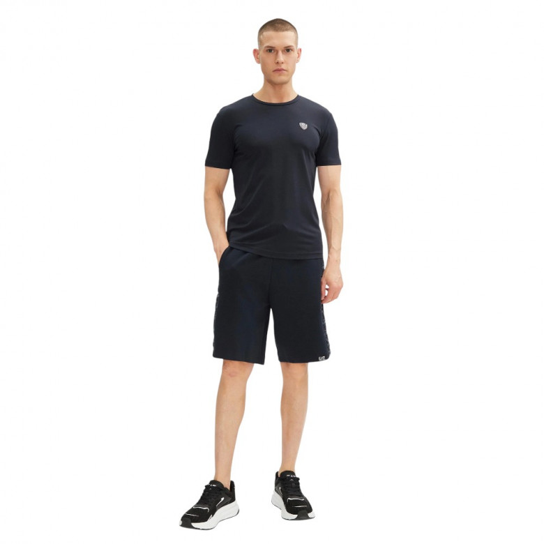 футболка train premium shield m tee ss 2